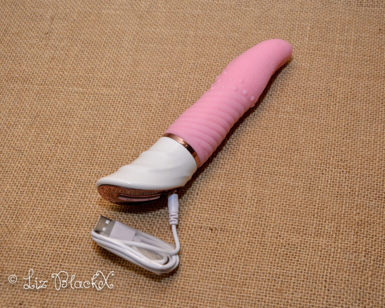 REALISTIC FUN! Complete Funzze Heating Tongue Vibrator Review Copyright Liz BlackX