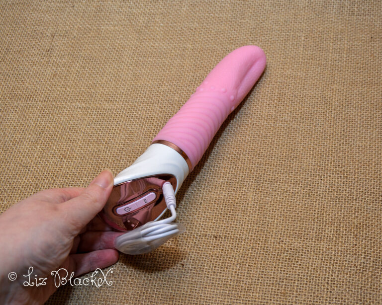 REALISTIC FUN! Complete Funzze Heating Tongue Vibrator Review Copyright Liz BlackX