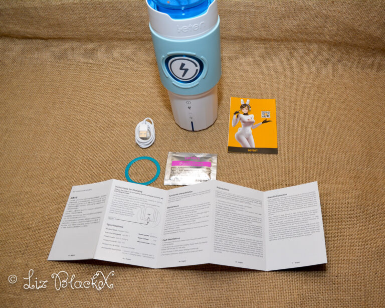 Leten Insulated Cabin Telescopic Heating Male Masturbator Review: Unboxing a Multi-Sensory Masterpiece | HoneySx Review Leten Insulated Cabin Male Masturbator Copyright LizBlackX