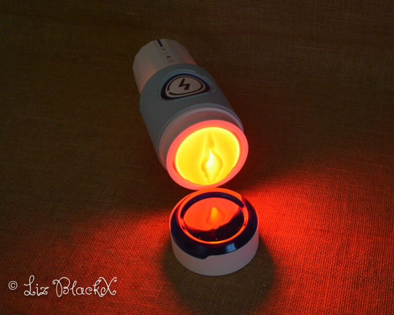 Leten Insulated Cabin Telescopic Heating Male Masturbator Review: Unboxing a Multi-Sensory Masterpiece | HoneySx Review Leten Insulated Cabin Male Masturbator Copyright LizBlackX