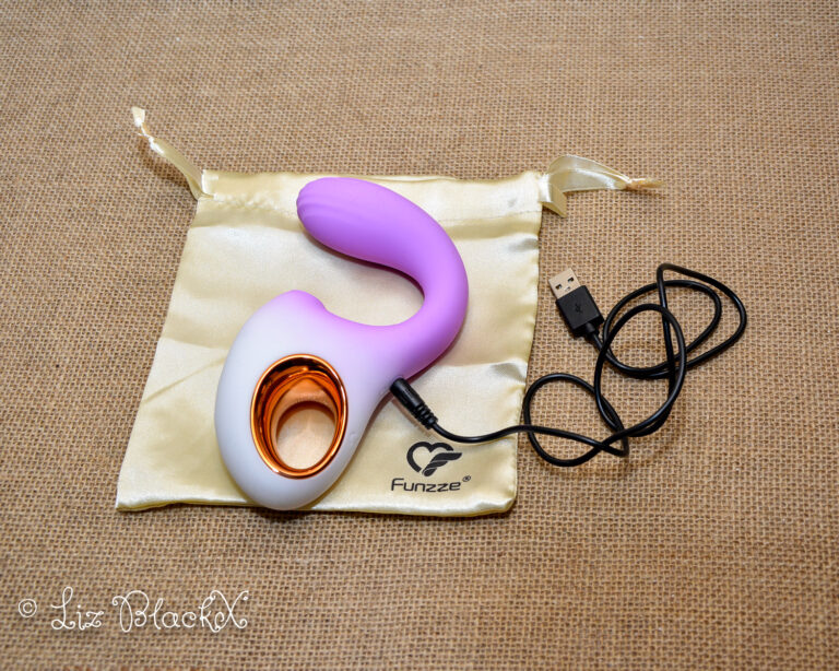 Hands-on with the G-Spot Clit Suction Vibrator: Pros, Cons & My Honest Take Copyright Liz BlackX