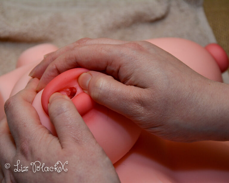 Beyond Boundaries: A Detailed Look at MRLSEXDOLL's "Lucy" Futa Sex Doll Copyright Liz BlackX