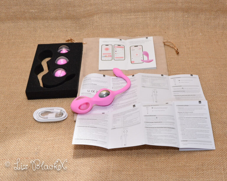 HoneyPlayBox Elektra E-stim Kegel Trainer Set Review: Get Charged Up with this Device! Copyright Liz BlackX