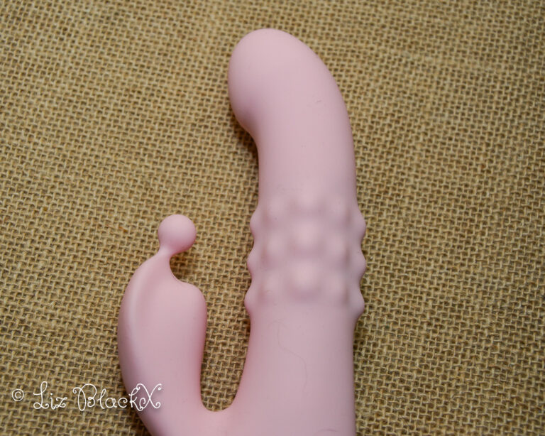 Rilva Rabbit Vibrator Review: Luxury Meets Power Rilva Vibrator Copyright Liz Blackx
