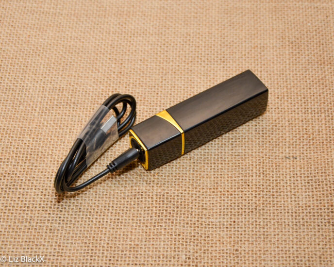 Review Discreet Travel Massager – The Ultimate Lipstick Vibrator with 10 Modes Copyright Liz BlackX