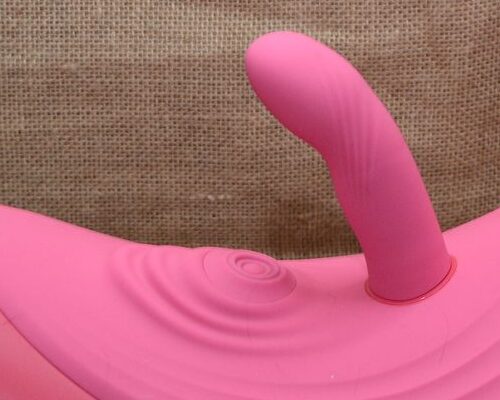 Hands-Free Pleasure: A Closer Look at the VVD Rider Desire & Rider Go (Plus Valentine’s Deals!) Copyright Liz BlackX