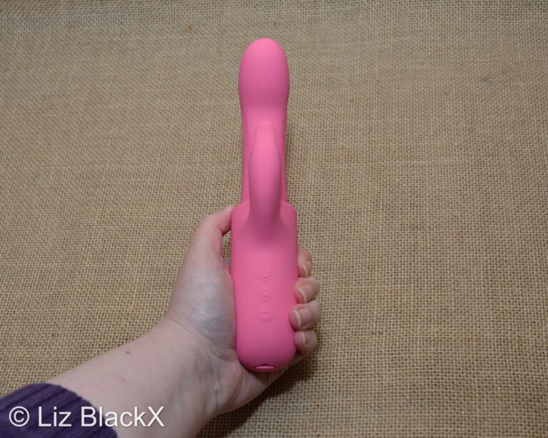 Hands-Free Pleasure: A Closer Look at the VVD Rider Desire & Rider Go (Plus Valentine’s Deals!) Copyright Liz BlackX
