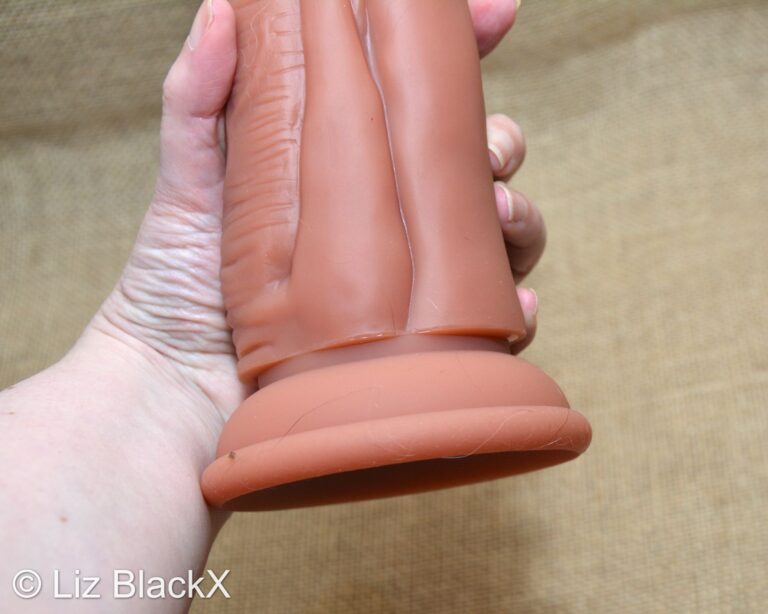 Tabletop Review: The simplyjoy 10-Inch Dual Density Dildo Copyright Liz BlackX