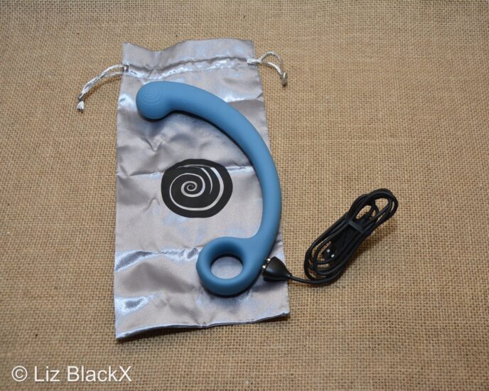 Best G-spot Vibrator? SVibe Axi Review for Beginners & Pros Copyright Liz BlackX
