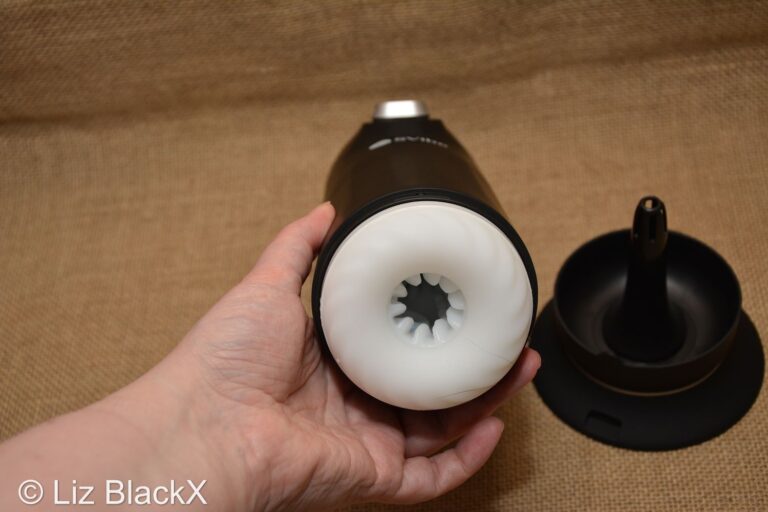 SVibe Ikon Jet: High-Tech Suction for Serious Sessions Copyright Liz BlackX