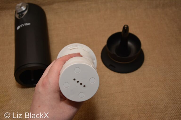 SVibe Ikon Jet: High-Tech Suction for Serious Sessions Copyright Liz BlackX